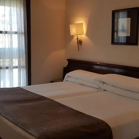 Otel Gran Paraiso Llanes